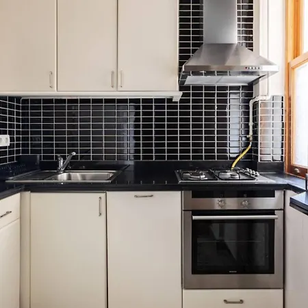 아파트 Galata Tower 2bd2bath Authentic Gem! #412