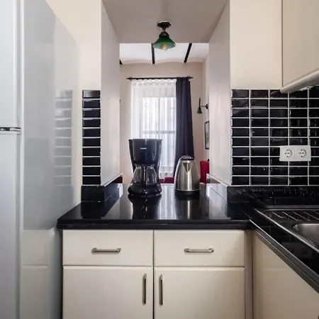 Galata Tower 2bd2bath Authentic Gem! #412 아파트