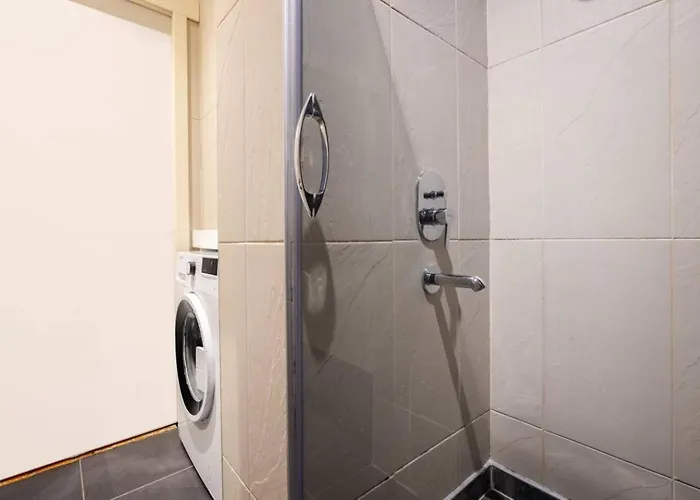 Galata Tower 2bd2bath Authentic Gem! #412 Appartement