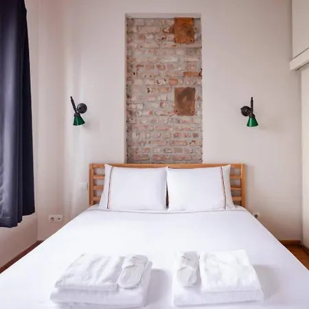 Galata Tower 2bd2bath Authentic Gem! #412 * Stambuł